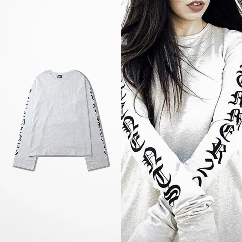 Kanye West Gothic Letter Print T-shirt Trasher Retro Hip Hop High Street Dark Souls Long Sleeve T Shirt Loose Shoulder Tee GD
Kanye West Gothic Letter Print T-shirt Trasher Retro Hip Hop High Street Dark Souls Long Sleeve T Shirt Loose Shoulder Tee GD