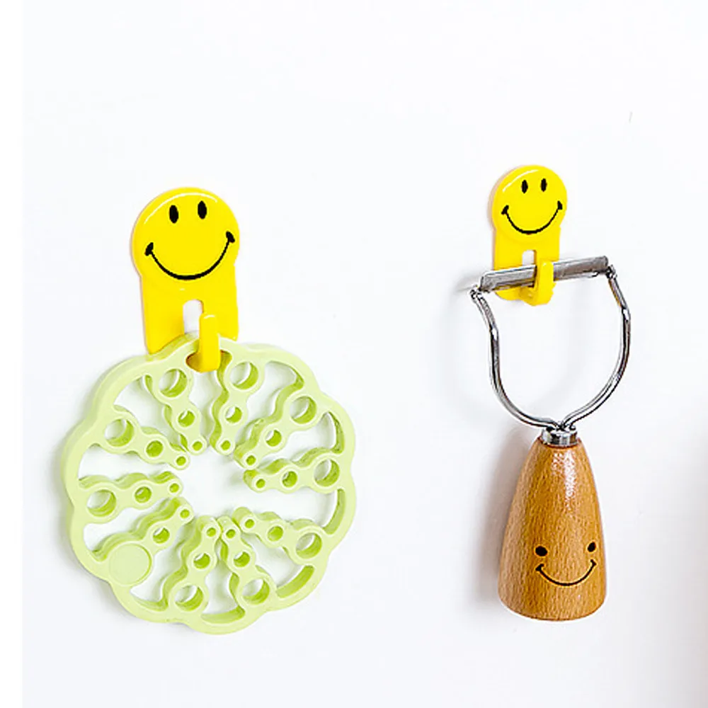 Wall hook plastic 3 pieces cartoon smiley multi-function bathroom kitchen towel hook w520
Wall hook plastic 3 pieces cartoon smiley multi-function bathroom kitchen towel hook w520