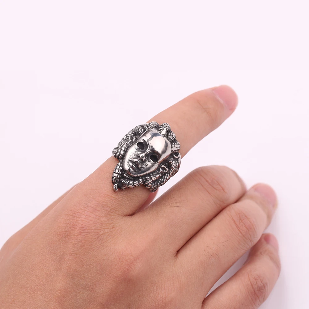 Greek Mythology Gorgon Monster Rings Men Horror Venomous Snakes Snake Hair Medusa Ring Punk Biker Accessories Jewelry
Greek Mythology Gorgon Monster Rings Men Horror Venomous Snakes Snake Hair Medusa Ring Punk Biker Accessories Jewelry