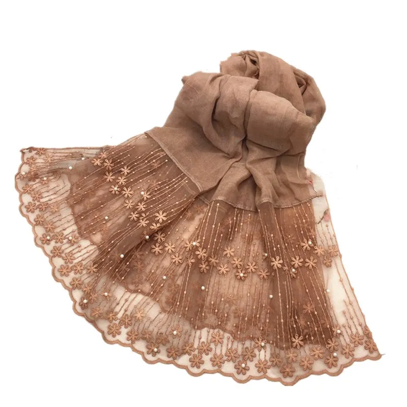 1PCS New Fashion luxury floral lace with plain solid viscose shawl pearls foulard muslim echarpe women scarf hijabs bandana
1PCS New Fashion luxury floral lace with plain solid viscose shawl pearls foulard muslim echarpe women scarf hijabs bandana
