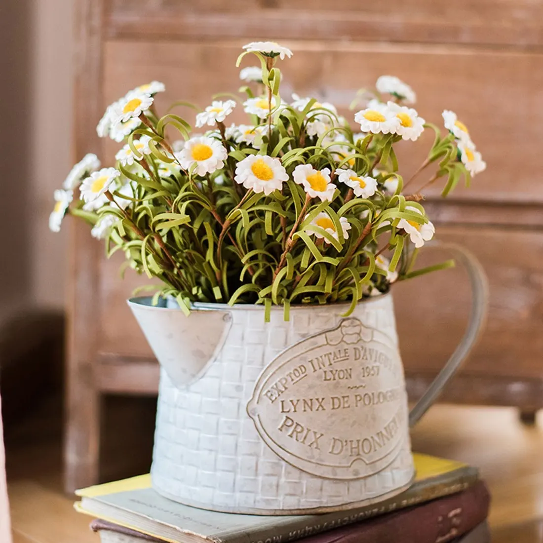 12 heads One Bouquet cute silk daisy artificial decorative flower wedding decoration flower bouquet home room table decoration
12 heads One Bouquet cute silk daisy artificial decorative flower wedding decoration flower bouquet home room table decoration