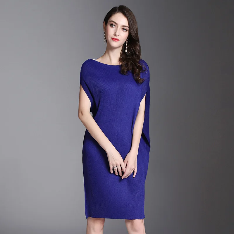 LANMREM 2019 New Fashion Pleated Clothing Female's Short Sleeve Irregular Loose Large Size Dress High Quality Vestido YF712
LANMREM 2019 New Fashion Pleated Clothing Female's Short Sleeve Irregular Loose Large Size Dress High Quality Vestido YF712