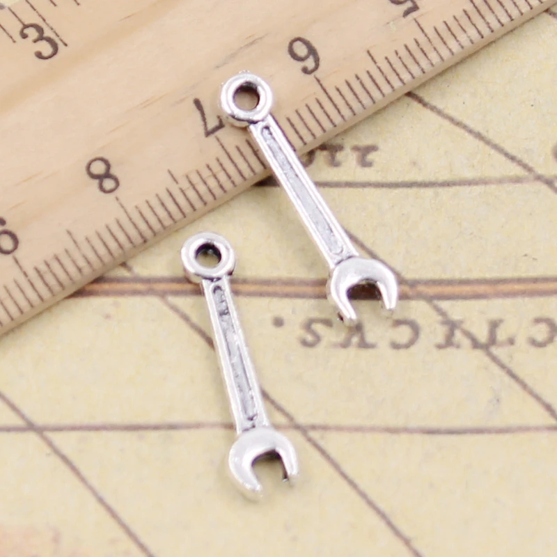 30pcs Charms Wrench Tool 24x5mm Tibetan Silver Color Pendants Antique Jewelry Making DIY Handmade Craft
30pcs Charms Wrench Tool 24x5mm Tibetan Silver Color Pendants Antique Jewelry Making DIY Handmade Craft