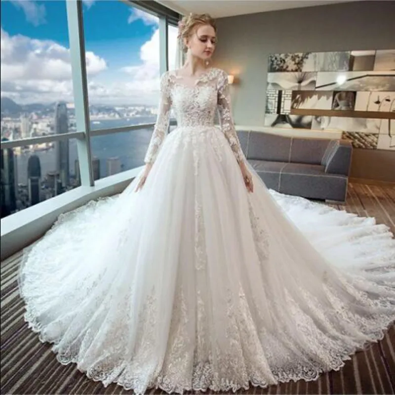 Glamorous Appliques Ball Gown Wedding Formal Dresses Chapel Train Elegant Round Neck Long Sleeve Bridal Gown Vestido de Noiva
Glamorous Appliques Ball Gown Wedding Formal Dresses Chapel Train Elegant Round Neck Long Sleeve Bridal Gown Vestido de Noiva