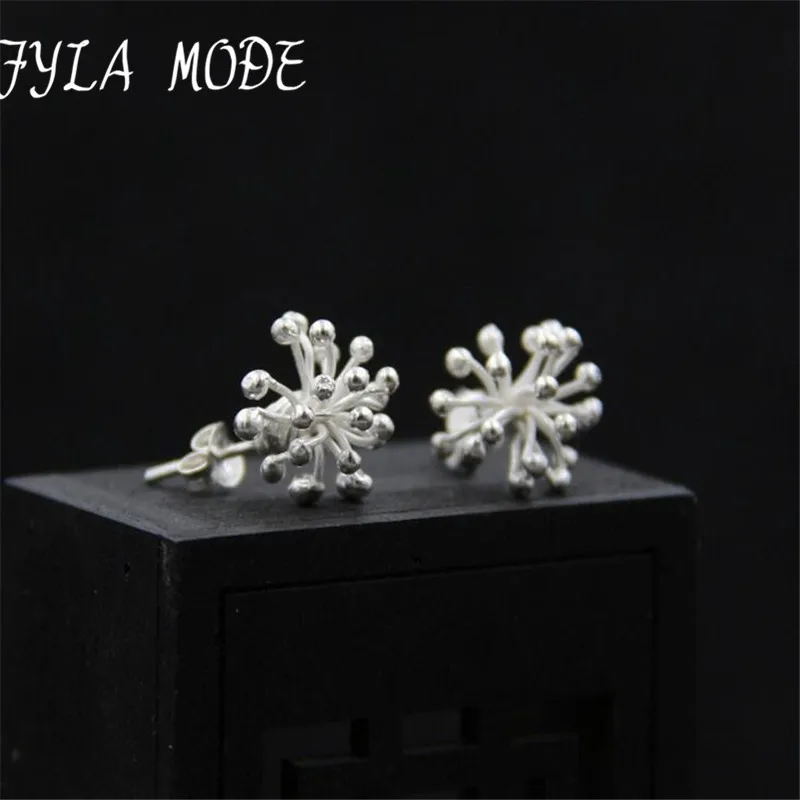 Fyla Mode S925 Sterling Silver Jewelry Personality Dandelion Stud Earring Handmade Thai Silver Female Simple Earrings 12*20mm
Fyla Mode S925 Sterling Silver Jewelry Personality Dandelion Stud Earring Handmade Thai Silver Female Simple Earrings 12*20mm