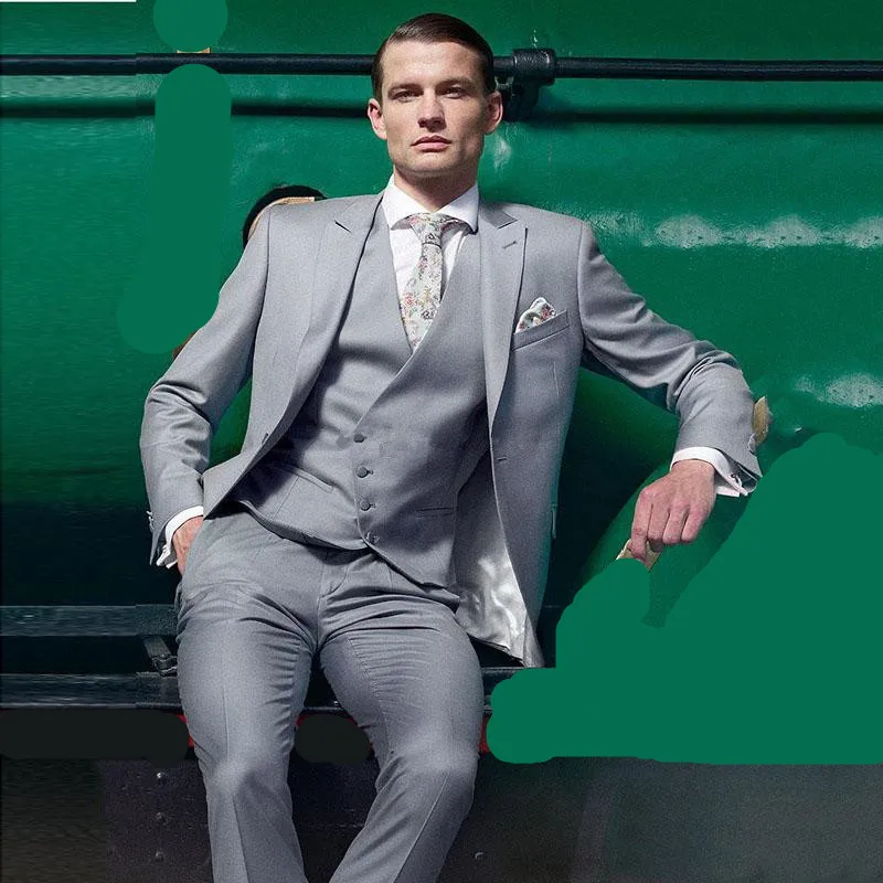 Handsome Groomsmen Peak Lapel Groom Tuxedos Mens Wedding Dress Man Jacket Blazer Prom Dinner (Jacket+Pants+Tie+Vest) A208
Handsome Groomsmen Peak Lapel Groom Tuxedos Mens Wedding Dress Man Jacket Blazer Prom Dinner (Jacket+Pants+Tie+Vest) A208