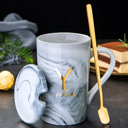 Creative ceramic mug letter of the alphabet coffee mug with lid spoon couple coffee cup home boutique porcelain tea cup
Creative ceramic mug letter of the alphabet coffee mug with lid spoon couple coffee cup home boutique porcelain tea cup