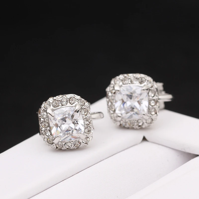 Korean temperament princess square ear clip ear studs simple gold and silver two-color ear-free ear clip female jewelry
Korean temperament princess square ear clip ear studs simple gold and silver two-color ear-free ear clip female jewelry