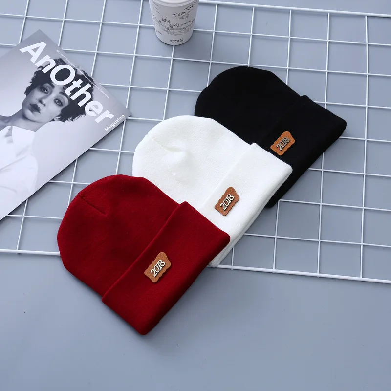 Fashion Skullies Beanies Woman Hats Winter Unisex Casual Male Cap Boy Hip Hop Digital Signature Autumn Knitted Hat Female
Fashion Skullies Beanies Woman Hats Winter Unisex Casual Male Cap Boy Hip Hop Digital Signature Autumn Knitted Hat Female