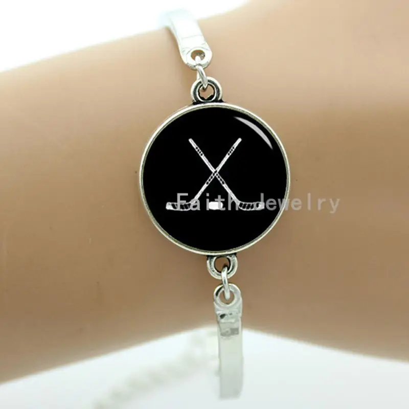 Ice hockey bracelet elegant winter style hockey golf sports jewelry vintage Figure Skating Pairs charms men women fashion T424
Ice hockey bracelet elegant winter style hockey golf sports jewelry vintage Figure Skating Pairs charms men women fashion T424