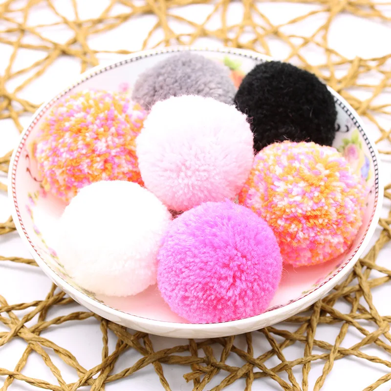 3.5cm Yarn Pompom Mix Color Pom Poms Balls DIY Craft Pompoms Wedding Christmas Home Decoration Baby Hat Sewing Accessories 20pcs
3.5cm Yarn Pompom Mix Color Pom Poms Balls DIY Craft Pompoms Wedding Christmas Home Decoration Baby Hat Sewing Accessories 20pcs