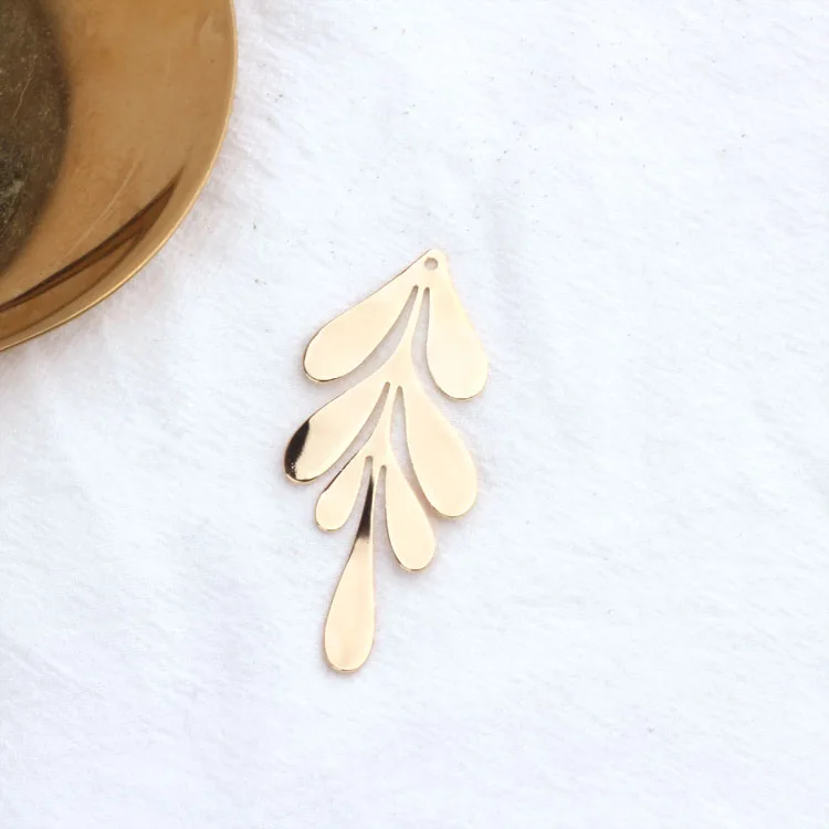 6PCS 27x62MM 24K Gold Color Plated Brass Long Leaf Leaves for DIY Jewelry Making Findings Accessories
6PCS 27x62MM 24K Gold Color Plated Brass Long Leaf Leaves for DIY Jewelry Making Findings Accessories