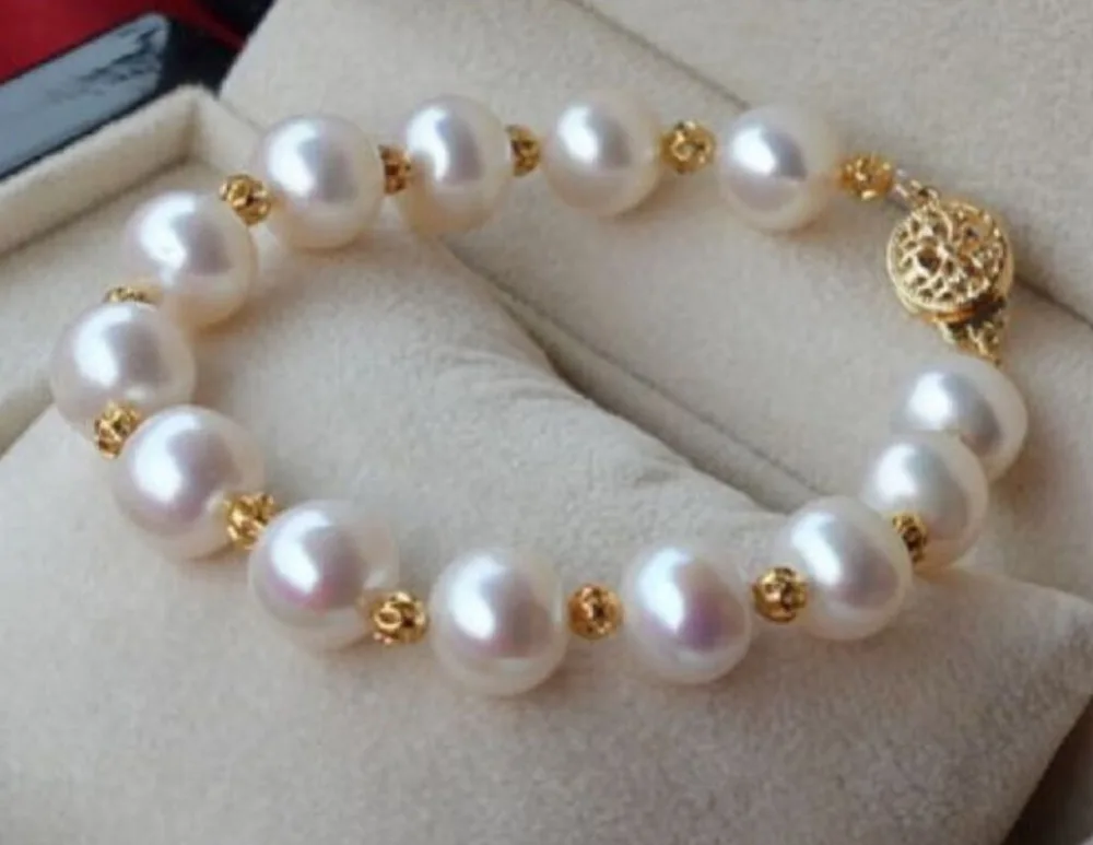 Shipping >> fs rbt 10-11MM ROUND SOUTH SEA WHITE PEARL BRACELET 14K YELLOW GOLD CLASP 7.5 inch
Shipping >> fs rbt 10-11MM ROUND SOUTH SEA WHITE PEARL BRACELET 14K YELLOW GOLD CLASP 7.5 inch