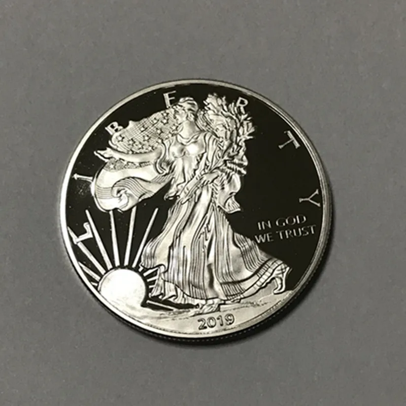5 Pcs Non Magnetic The Freedom 2019 upside down eagle coins 1 OZ silver plated badge 40 mm souvenir decoration uncirculated coin
5 Pcs Non Magnetic The Freedom 2019 upside down eagle coins 1 OZ silver plated badge 40 mm souvenir decoration uncirculated coin