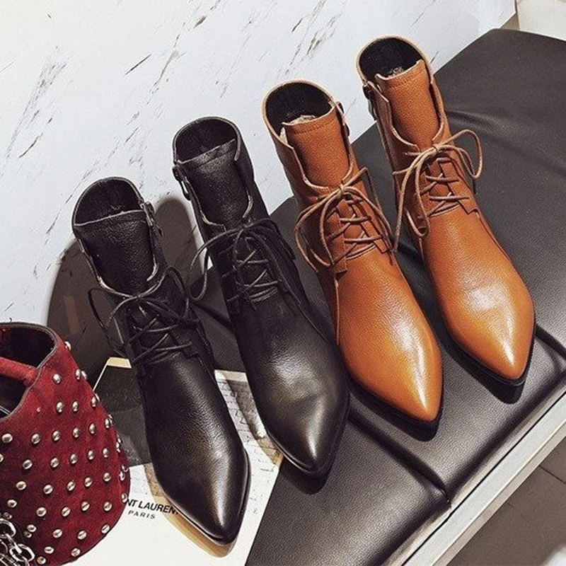 Cross-tied cowgirls mid-calf leather boots winter shoes women new european brand pointed toe thick heels motorcycle botas mujer
Cross-tied cowgirls mid-calf leather boots winter shoes women new european brand pointed toe thick heels motorcycle botas mujer