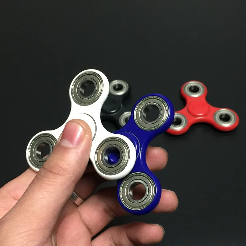 

2017 New Black Tri-Spinner Fidgets Toy Plastic EDC Sensory Fidget Spinner For Autism and ADHD Kids/Adult Funny Anti Stress Toys