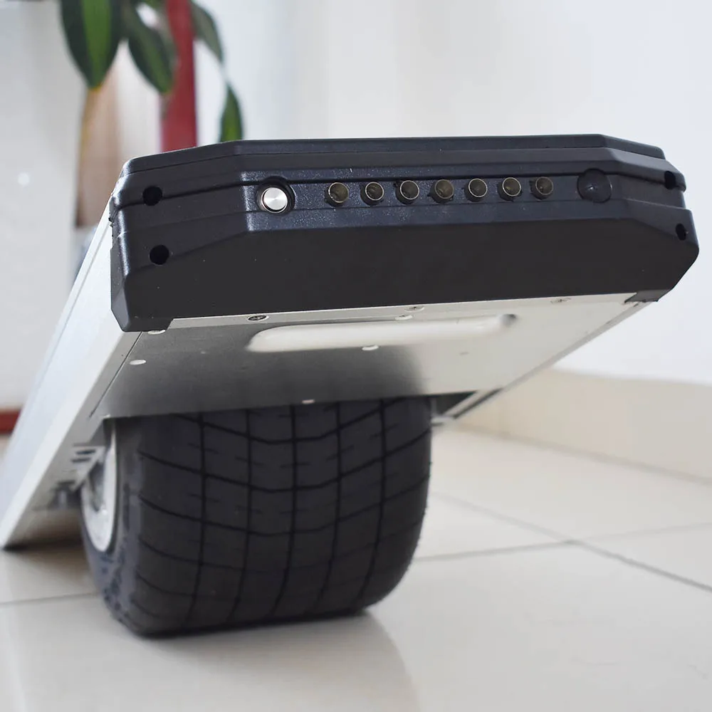 Fat wide tire One Wheel Balancing Electric Skateboard chariot with LED light S1
Fat wide tire One Wheel Balancing Electric Skateboard chariot with LED light S1