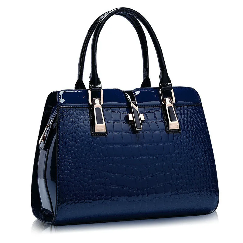 Women Messenger Bags Casual Tote Femme Fashion Luxury Handbags Women Bags Designer Pocket High quality Handbags bags
Women Messenger Bags Casual Tote Femme Fashion Luxury Handbags Women Bags Designer Pocket High quality Handbags bags