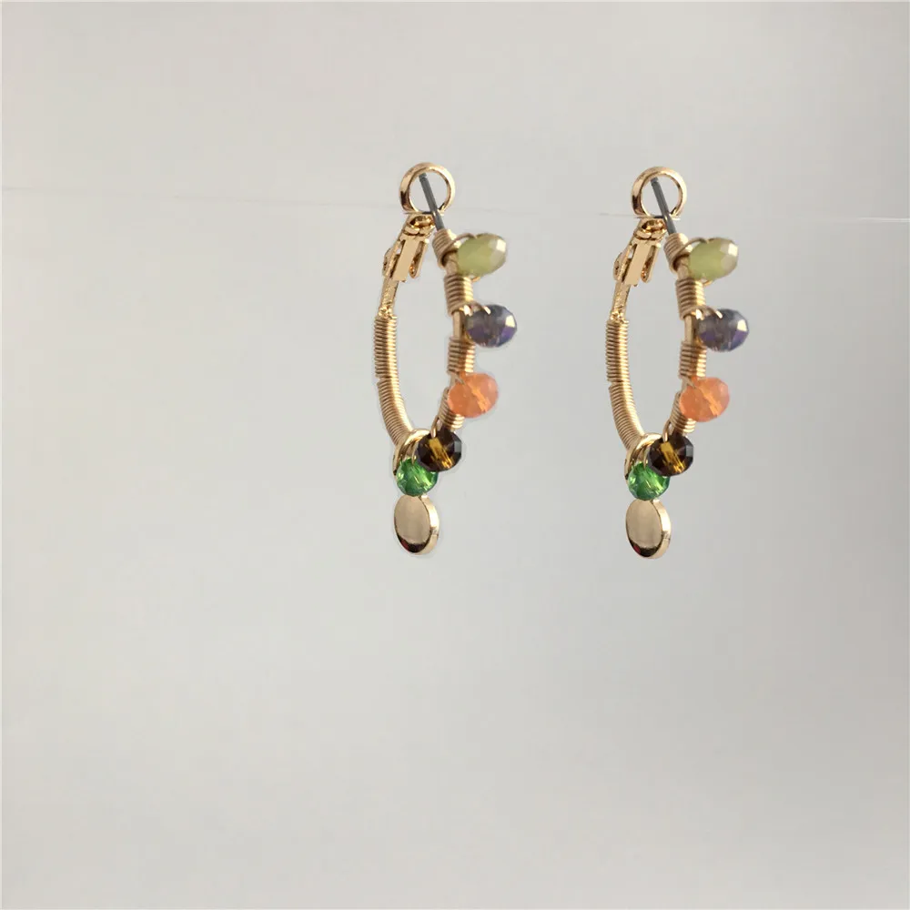 TRENDY WOMEN HOOP EARRINGS GOLD COLOR PLATING WIRE WRAPPED WITH BEAD ROUND DISC CHARM HOOP EARRING FOR WOMEN GIRL
TRENDY WOMEN HOOP EARRINGS GOLD COLOR PLATING WIRE WRAPPED WITH BEAD ROUND DISC CHARM HOOP EARRING FOR WOMEN GIRL