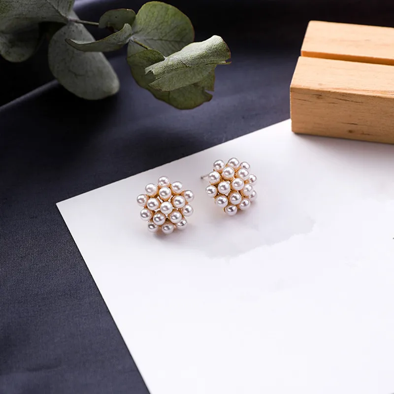 Dominated Fashion Simple Sweet Temperament Pearl Earrings Compact Personality Lovely Stud earrings Jewelry
Dominated Fashion Simple Sweet Temperament Pearl Earrings Compact Personality Lovely Stud earrings Jewelry