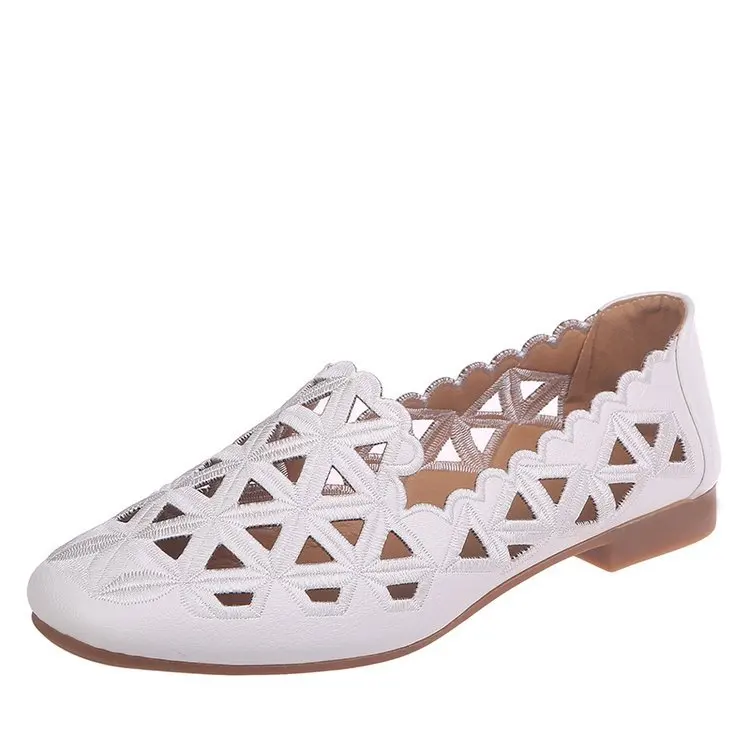 2019 Spring Summer New Korean Version Square Head Hollowed-out Single Shoes Female Low-top Casual Embroidery Flat Bottom
2019 Spring Summer New Korean Version Square Head Hollowed-out Single Shoes Female Low-top Casual Embroidery Flat Bottom