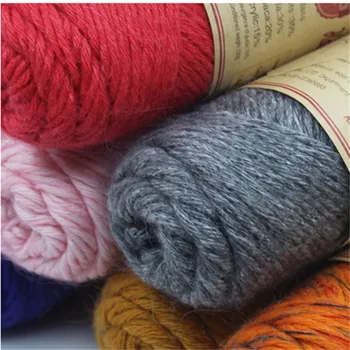 400g/Lot mix colors in a pack Alpaca Wool Thick Yarns Knitting Natural Mink Cashmere Yarn Merino Woolen Hand Knit Laine
400g/Lot mix colors in a pack Alpaca Wool Thick Yarns Knitting Natural Mink Cashmere Yarn Merino Woolen Hand Knit Laine