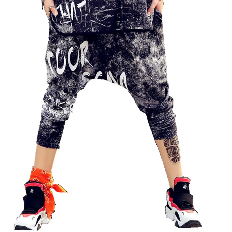 Just.be.never Fashion Hip Hop Kawaii women pants Korea Elastic Waist Belt Harem Graffiti Black White letter Print Loose punk
Just.be.never Fashion Hip Hop Kawaii women pants Korea Elastic Waist Belt Harem Graffiti Black White letter Print Loose punk
