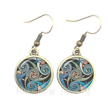 Triple diosa de la luna de Pentagram Wicca magia amuleto talismán las mujeres Luna pendientes tibetano joyería Vintage regalo para la familia talismán(China)