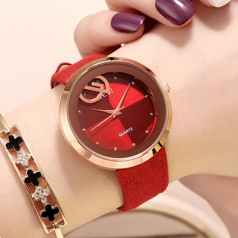 Dropshipping Fashion 35MM Red Small Dial Women's Wristwatch Personality Black Leather Strap Quartz Ladies Watches gift for women
Dropshipping Fashion 35MM Red Small Dial Women's Wristwatch Personality Black Leather Strap Quartz Ladies Watches gift for women