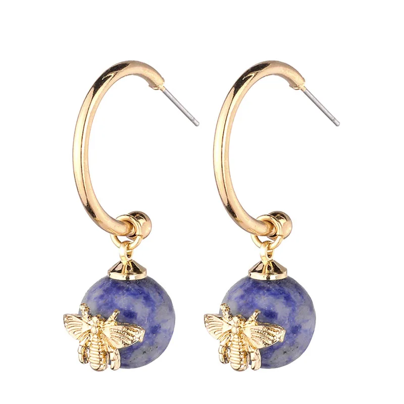 Huidang bride jewelry gold small hoop earrings with natural stone beads and gold bee pendant earrings
Huidang bride jewelry gold small hoop earrings with natural stone beads and gold bee pendant earrings
