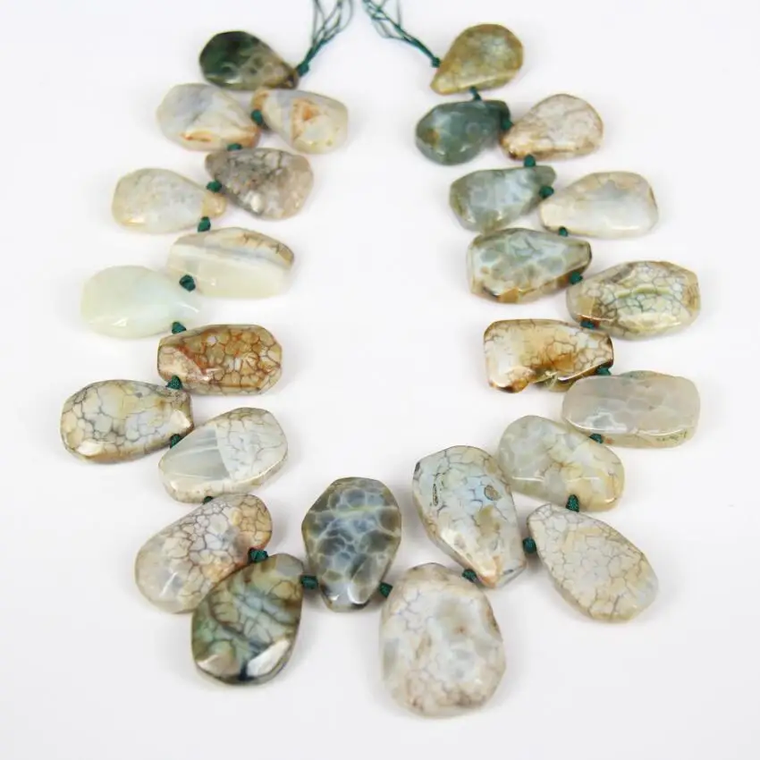 Approx 20pcs,Natural Dragon Veins Achate Faceted Teardrop Loose Beads Bulk,Top Drilled,Graduated Cut Slab Slice Beads Pendants
Approx 20pcs,Natural Dragon Veins Achate Faceted Teardrop Loose Beads Bulk,Top Drilled,Graduated Cut Slab Slice Beads Pendants