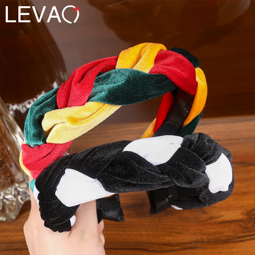 LEVAO Colorful Velvet Braided Headband Hair Bands Girls Women Autumn Winter Thick Headbands Hair Hoop Hairband Hair Accessories
LEVAO Colorful Velvet Braided Headband Hair Bands Girls Women Autumn Winter Thick Headbands Hair Hoop Hairband Hair Accessories