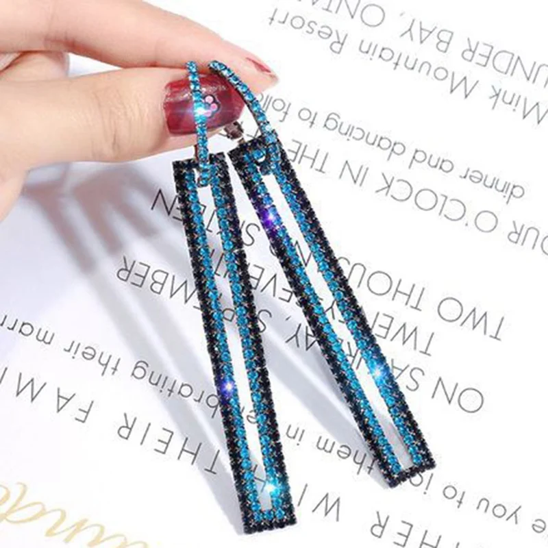 Hot Fashion Long Geometric Drop Earrings Luxury Gold Silver Color Rectangle Rhinestone Earring For Women Party Jewelry Gifts
Hot Fashion Long Geometric Drop Earrings Luxury Gold Silver Color Rectangle Rhinestone Earring For Women Party Jewelry Gifts