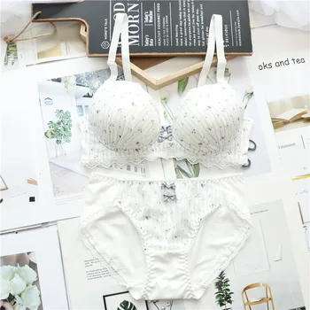 Japanese Lolita Underwear Set Comfortable Thin and Thick Bra Girls Cute Cup Wire Free Kawaii Lingerie Bra and Panty Set
Japanese Lolita Underwear Set Comfortable Thin and Thick Bra Girls Cute Cup Wire Free Kawaii Lingerie Bra and Panty Set