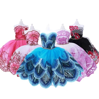 Little Doll Wedding Dress Princess Evening Party Long Gown Skirt Bridal Veil Clothes For Barbi Doll FIt 11-12" Blyth Doll Gift
Little Doll Wedding Dress Princess Evening Party Long Gown Skirt Bridal Veil Clothes For Barbi Doll FIt 11-12" Blyth Doll Gift
