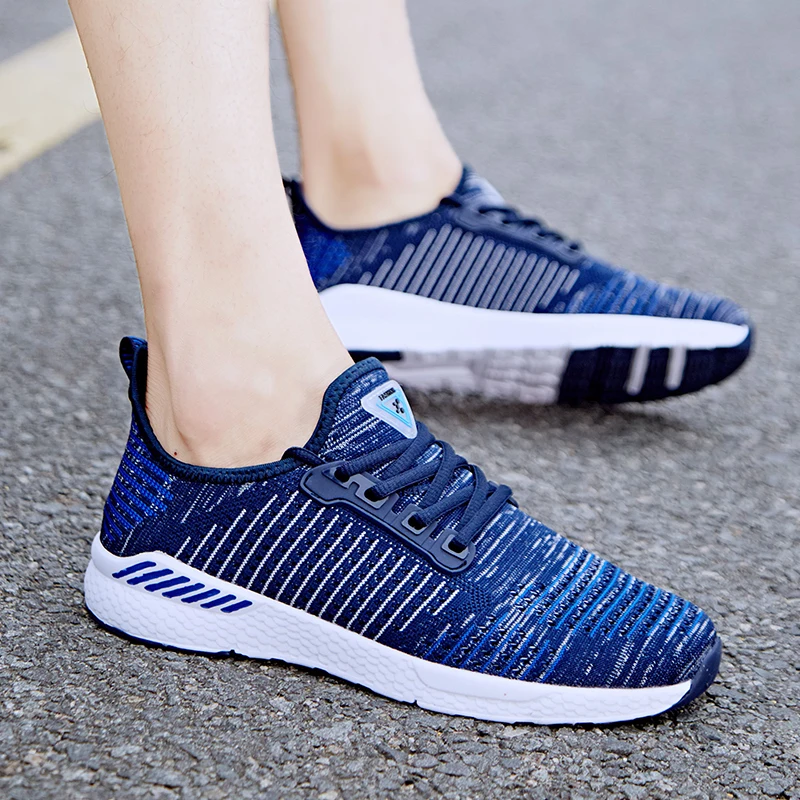 2018 Couple's Outdoor Breathable Comfortable Athletic Air Mesh Running Shoes Men Sneakers Flat Women Sports Shoes size 36-48
2018 Couple's Outdoor Breathable Comfortable Athletic Air Mesh Running Shoes Men Sneakers Flat Women Sports Shoes size 36-48