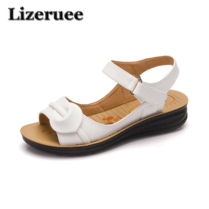 Big Size Summer Women Genuine Leather Sandals Vintage Ladies Flat Sandials Ankle Strap Fashion Casual Platforms Soft Shoes Q77
Big Size Summer Women Genuine Leather Sandals Vintage Ladies Flat Sandials Ankle Strap Fashion Casual Platforms Soft Shoes Q77