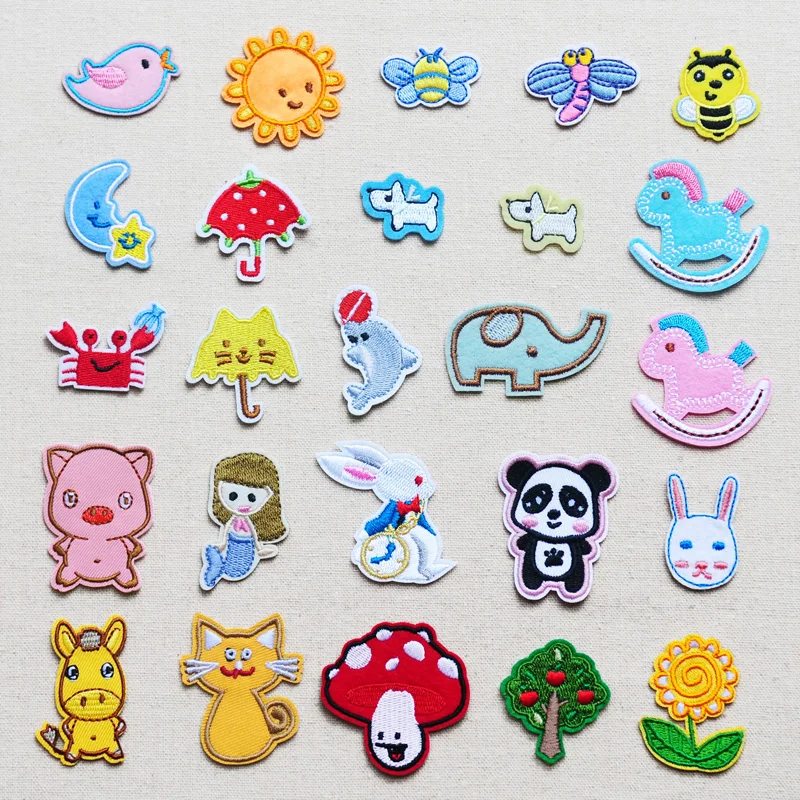 handmade material small mini cartoon cloth embroidery patch down jacket decorative decals Children's clothing patch decoration
handmade material small mini cartoon cloth embroidery patch down jacket decorative decals Children's clothing patch decoration