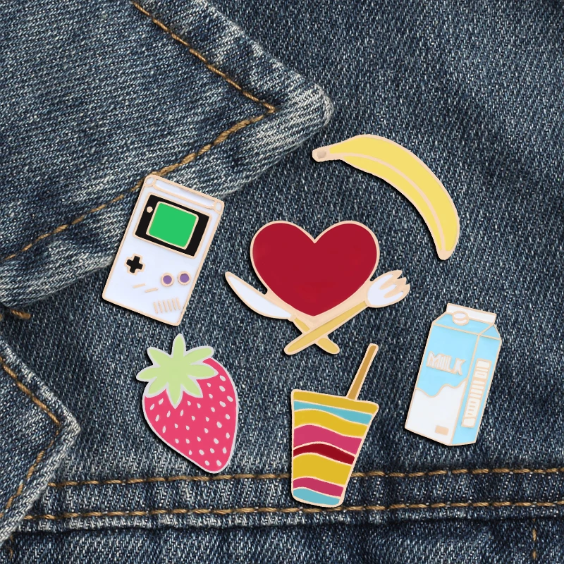 Fruit Brooch Denim Skirt Lapel Accessories Cute Banana Strawberry Game Machine Drink Milk Pin Boy Women Badge Jewelry Gifts
Fruit Brooch Denim Skirt Lapel Accessories Cute Banana Strawberry Game Machine Drink Milk Pin Boy Women Badge Jewelry Gifts