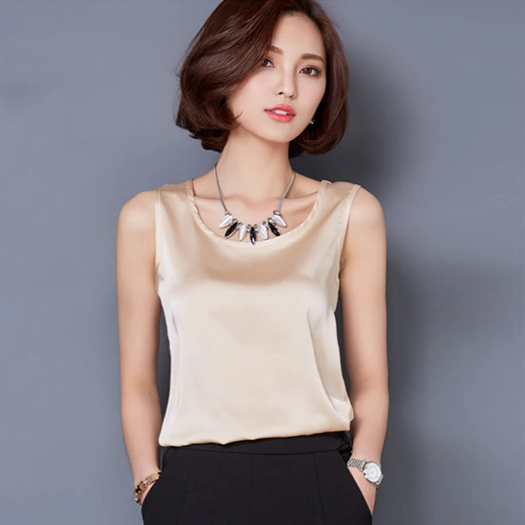 Casual Women Satin Silk Tank Tops Elegant Ladies Sleeveless Shirt 2019 Summer O Neck Loose Solid Vest Tanks Femme High Quality
Casual Women Satin Silk Tank Tops Elegant Ladies Sleeveless Shirt 2019 Summer O Neck Loose Solid Vest Tanks Femme High Quality
