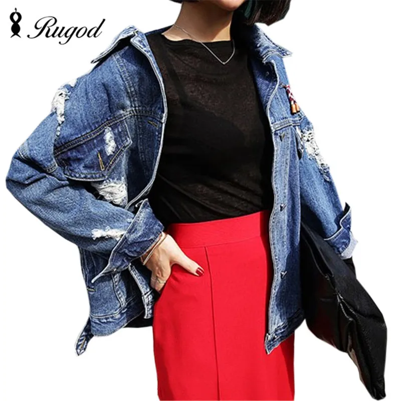 RUGOD 2018 Vintage Fashion Wash Water Denim Jacket badge Loose BF Denim Coat Hole Female Outerwear Plus Size Chaquetas Mujer
RUGOD 2018 Vintage Fashion Wash Water Denim Jacket badge Loose BF Denim Coat Hole Female Outerwear Plus Size Chaquetas Mujer