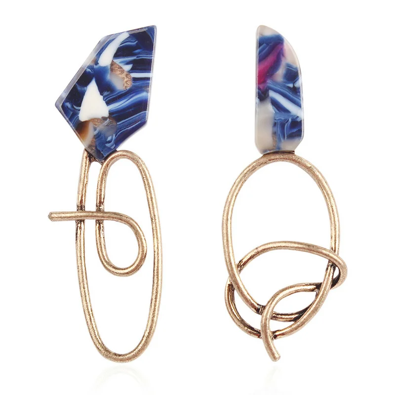 Fashion Korean Earrings Irregular Metal Gold Earring for Women Hot Sale Vintage Trendy Punk Statement Luxury Party Gift Earrings
Fashion Korean Earrings Irregular Metal Gold Earring for Women Hot Sale Vintage Trendy Punk Statement Luxury Party Gift Earrings