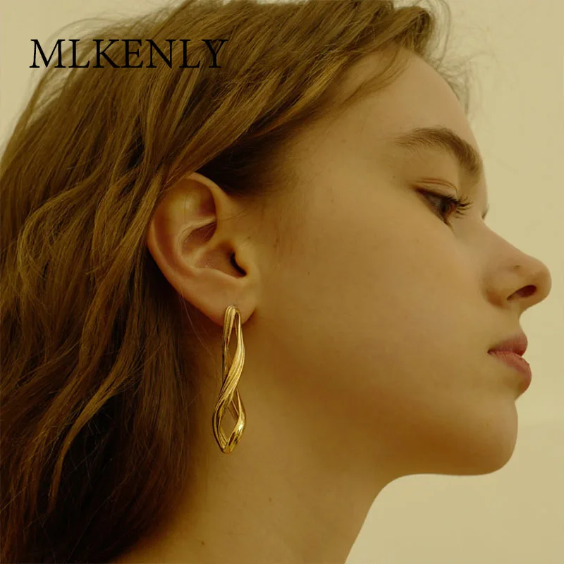 MLKENLY 925 Sterling Silver European Brand Fashion Exaggerated Flow Earring Big Pendants Drop Earrings Jewelry For Women Gift
MLKENLY 925 Sterling Silver European Brand Fashion Exaggerated Flow Earring Big Pendants Drop Earrings Jewelry For Women Gift