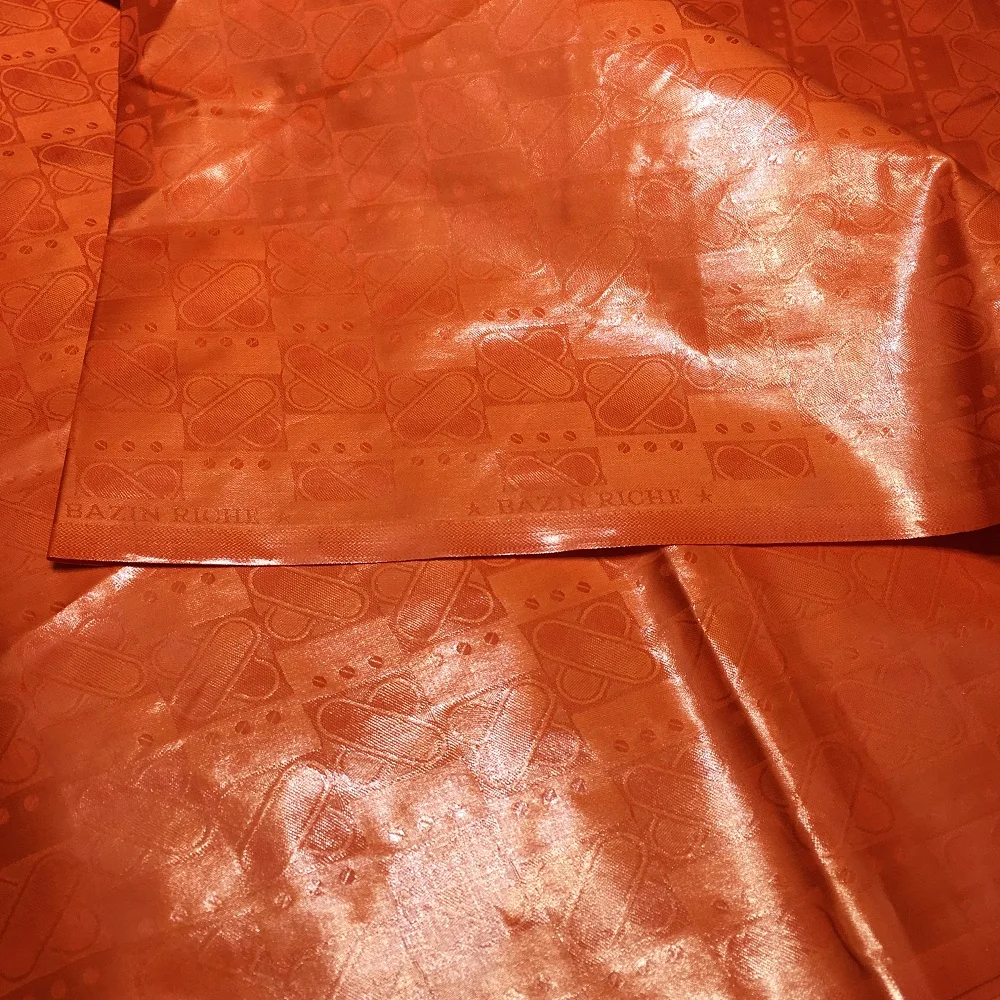 high class tissu africain bazin riche nigeria guinea brocade fabric 5*1.4 meters soft plain shading 100% cotton fabric for dress 
high class tissu africain bazin riche nigeria guinea brocade fabric 5*1.4 meters soft plain shading 100% cotton fabric for dress