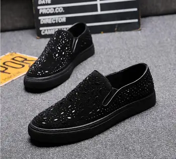 Genuine Leather Casual Men Shoes Red Suede Loafers Crystal Slipper Dress Shoes Men Rhinestone Pointed Toe Party Flats Sapatos 44
Genuine Leather Casual Men Shoes Red Suede Loafers Crystal Slipper Dress Shoes Men Rhinestone Pointed Toe Party Flats Sapatos 44