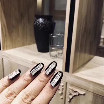 Glitter Zircon Decoration 3D Artificial Nail Tips for Wedding Bride Full Nails Tips Fashion Fake Nail Art Stickers With Glue
Glitter Zircon Decoration 3D Artificial Nail Tips for Wedding Bride Full Nails Tips Fashion Fake Nail Art Stickers With Glue