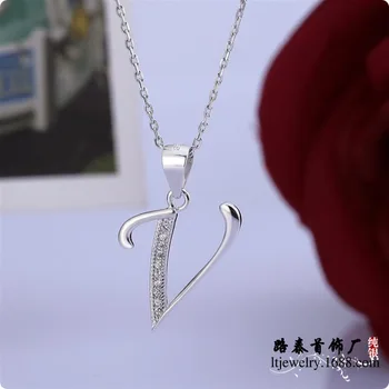 BLAL022 Zircon 925 silver pendants chains necklaces Women Letter V pendants factory jewelry, free shipping
BLAL022 Zircon 925 silver pendants chains necklaces Women Letter V pendants factory jewelry, free shipping
