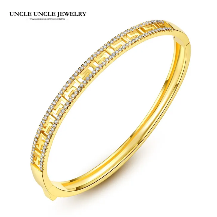 Brand Design Gold Color Zirconia Fully Micro Set Hollow out Paved Rome Style Luxury Woman Bangle Bracelet Wholesale
Brand Design Gold Color Zirconia Fully Micro Set Hollow out Paved Rome Style Luxury Woman Bangle Bracelet Wholesale
