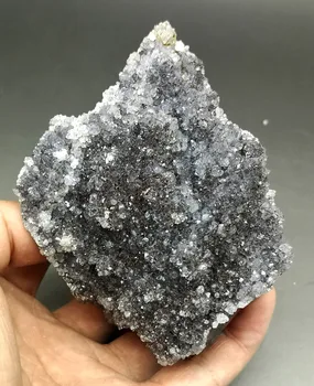 628g Natural crystal stone calcite original stone ore ornaments mineral crystal stone ornamental stone and crystal
628g Natural crystal stone calcite original stone ore ornaments mineral crystal stone ornamental stone and crystal