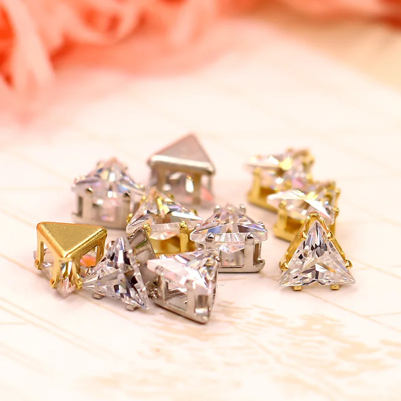 8mm Equilateral TR Sewing Zircon Rhinestones DIY Woman Jeans Woman and Wedding Dresses Multiple Models 20pcs/piece
8mm Equilateral TR Sewing Zircon Rhinestones DIY Woman Jeans Woman and Wedding Dresses Multiple Models 20pcs/piece